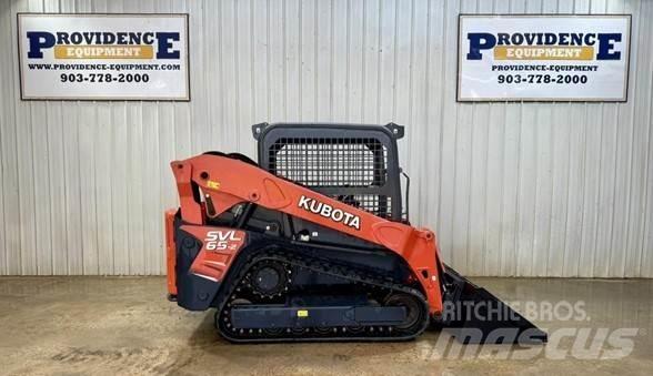 Kubota SVL65-2 滑移装载机