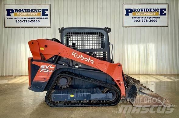 Kubota SVL75-2 滑移装载机