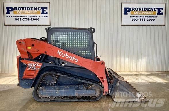 Kubota SVL75-2 滑移装载机