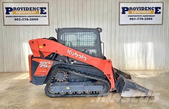 Kubota SVL75-2 滑移装载机