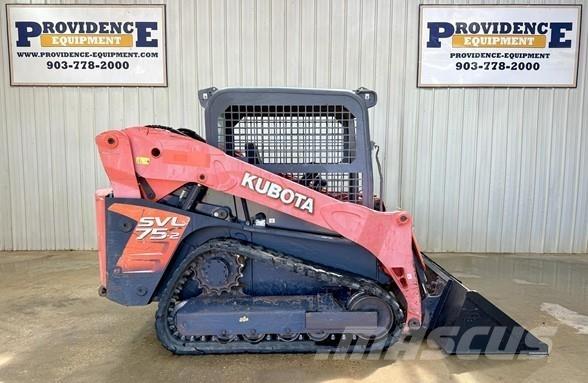 Kubota SVL75-2 滑移装载机