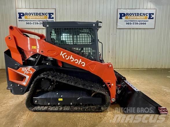 Kubota SVL75-3 滑移装载机