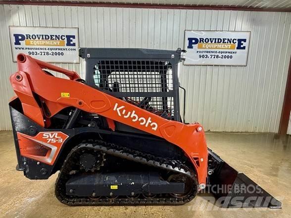 Kubota SVL75-3 滑移装载机