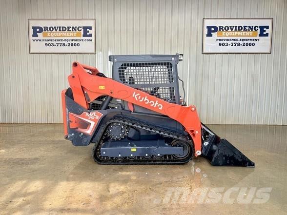 Kubota SVL75-3 滑移装载机