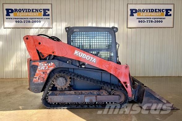 Kubota SVL90-2 滑移装载机