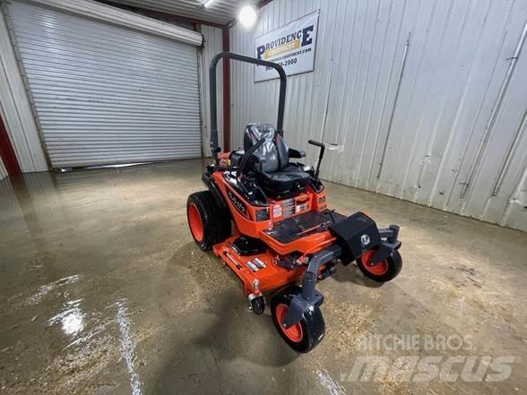 Kubota ZD1211L 零回转割草机