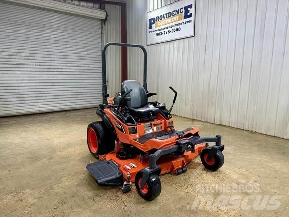 Kubota ZD1211L 零回转割草机