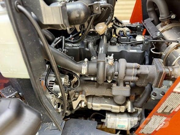 Kubota ZD1611 零回转割草机