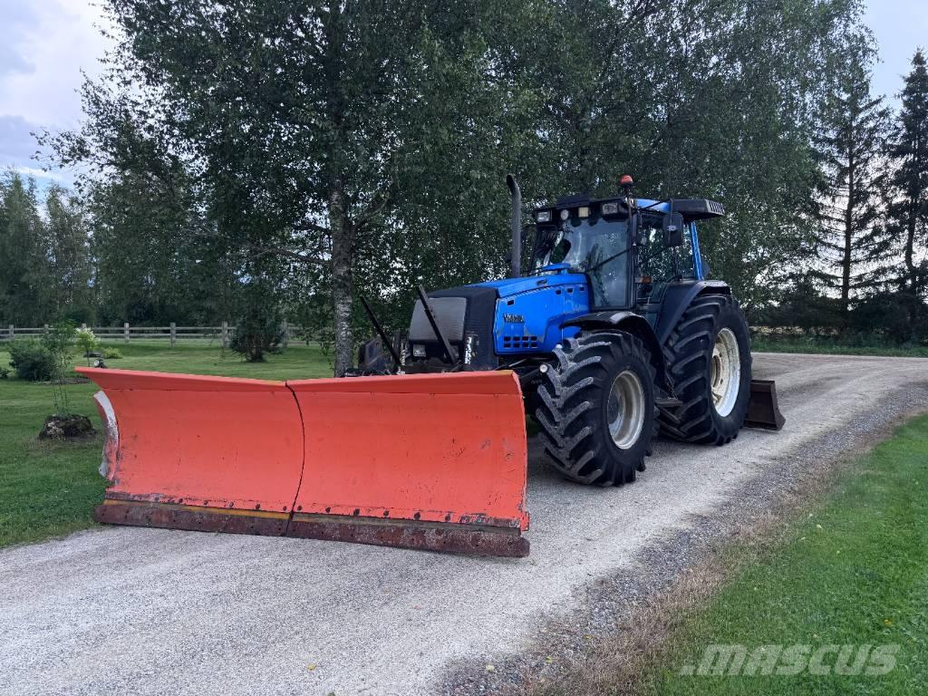 Valtra 8400-4 拖拉机/农用车