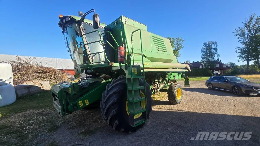 John Deere 1570 联合收割机