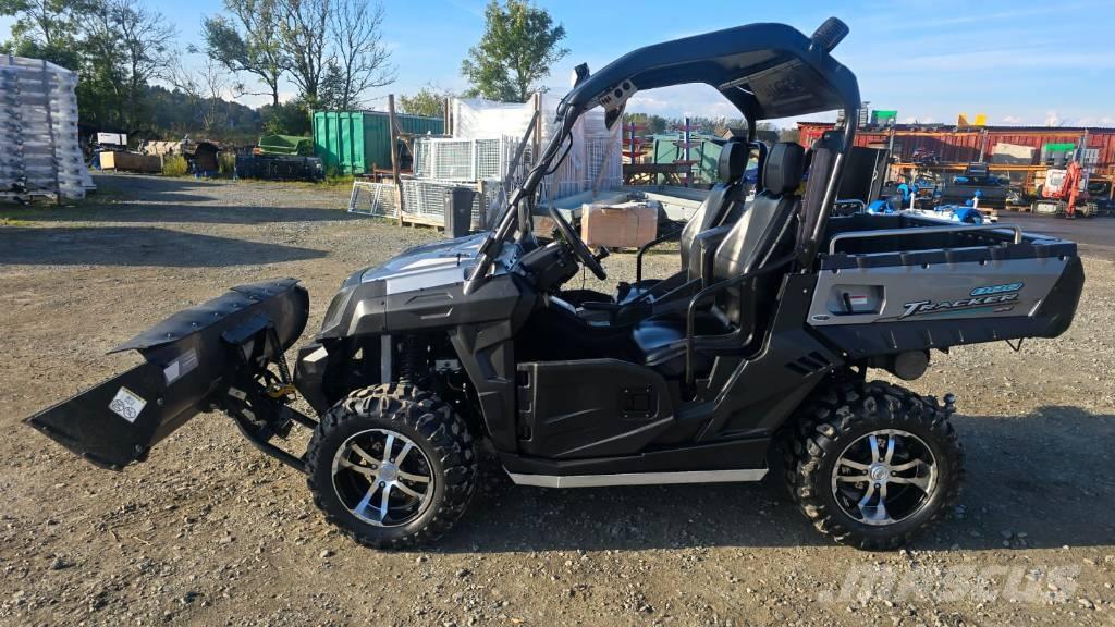  UTV 850 CF moto 轮式装载机