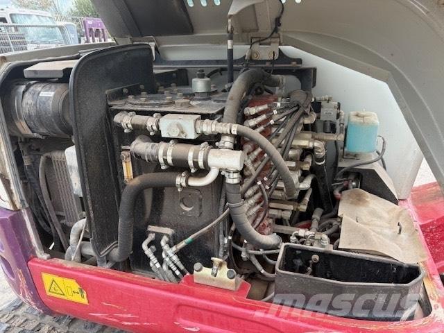 Takeuchi TB 260 小型挖掘机