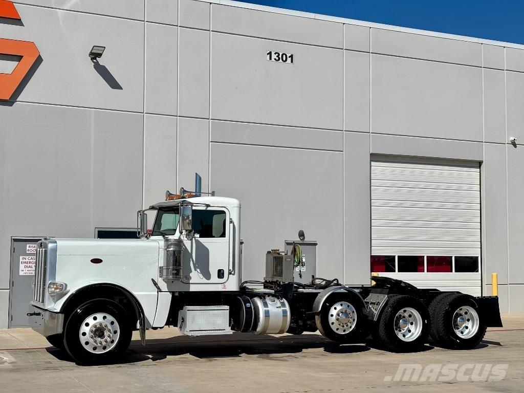 Peterbilt 389 牵引车