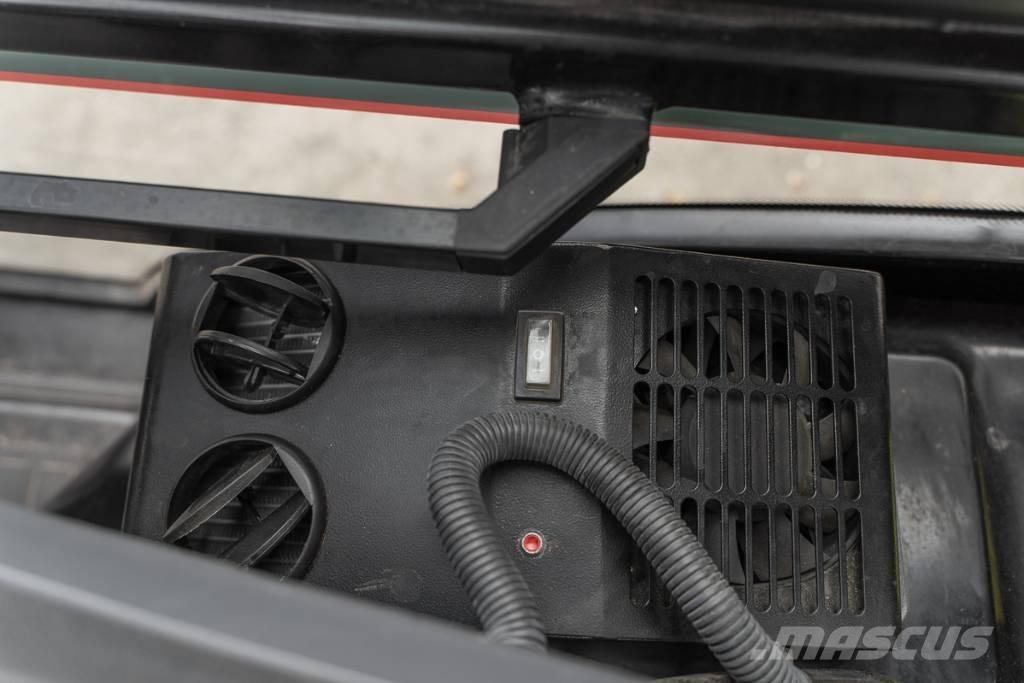 Manitou MI 30 D 柴油叉车