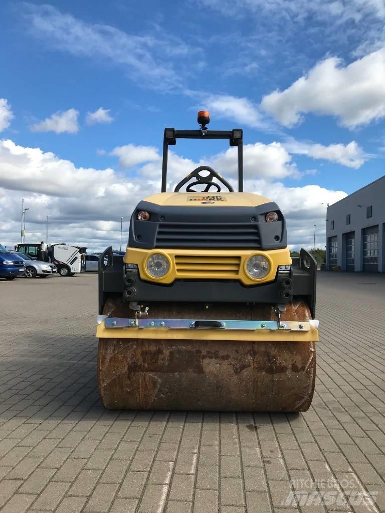 Wacker Neuson RD27 双轮压路机