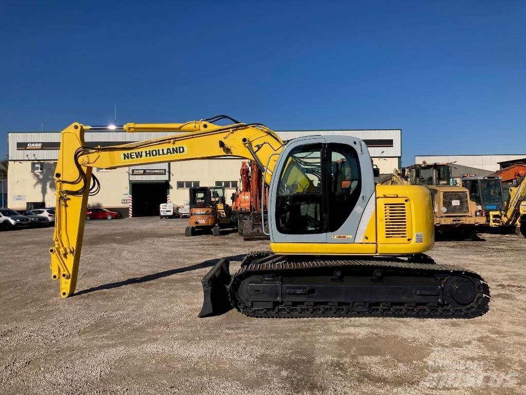 New Holland E 135 SR 中型挖掘机