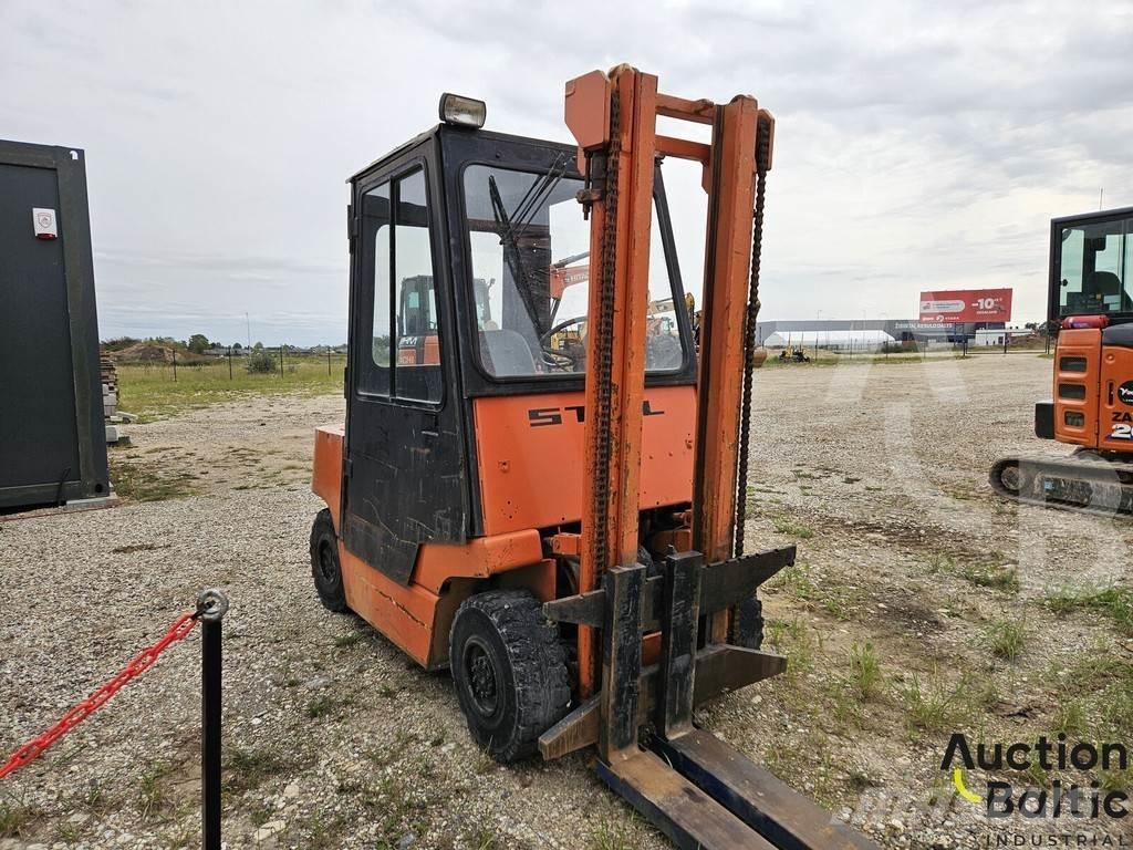 Still R70/30 柴油叉车