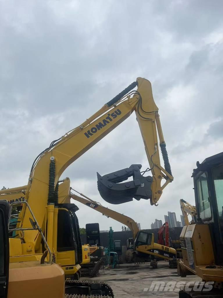 Komatsu PC 240 履带挖掘机