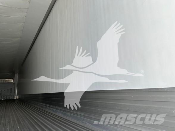 Utility 3000R 保温半挂车