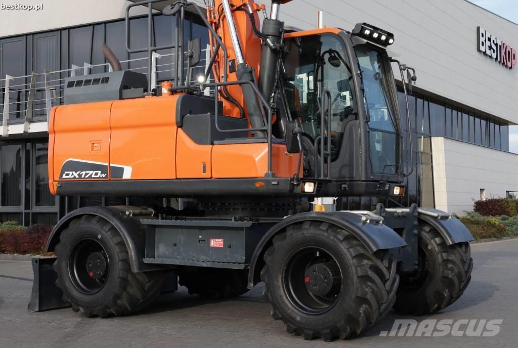 Doosan DX170W-5 轮式挖掘机