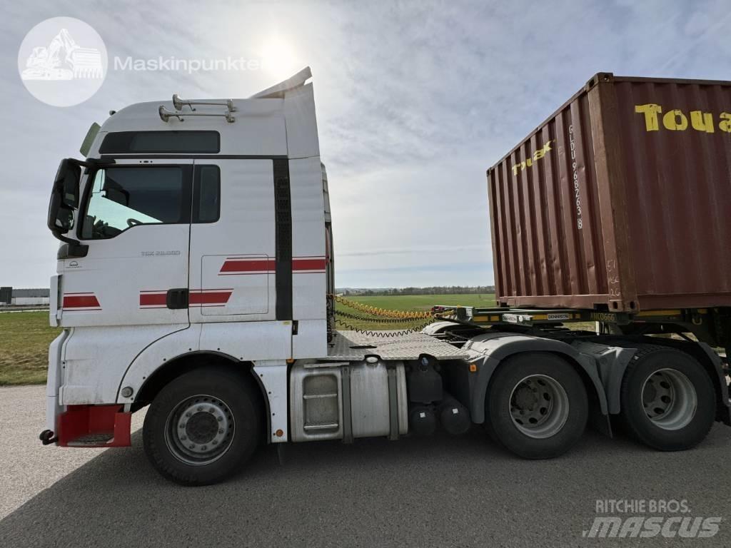 MAN TGX 28.500 牵引车