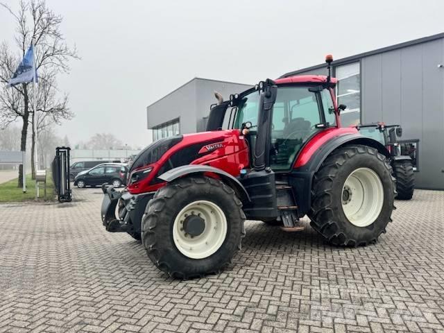 Valtra T144 Hitech 拖拉机/农用车
