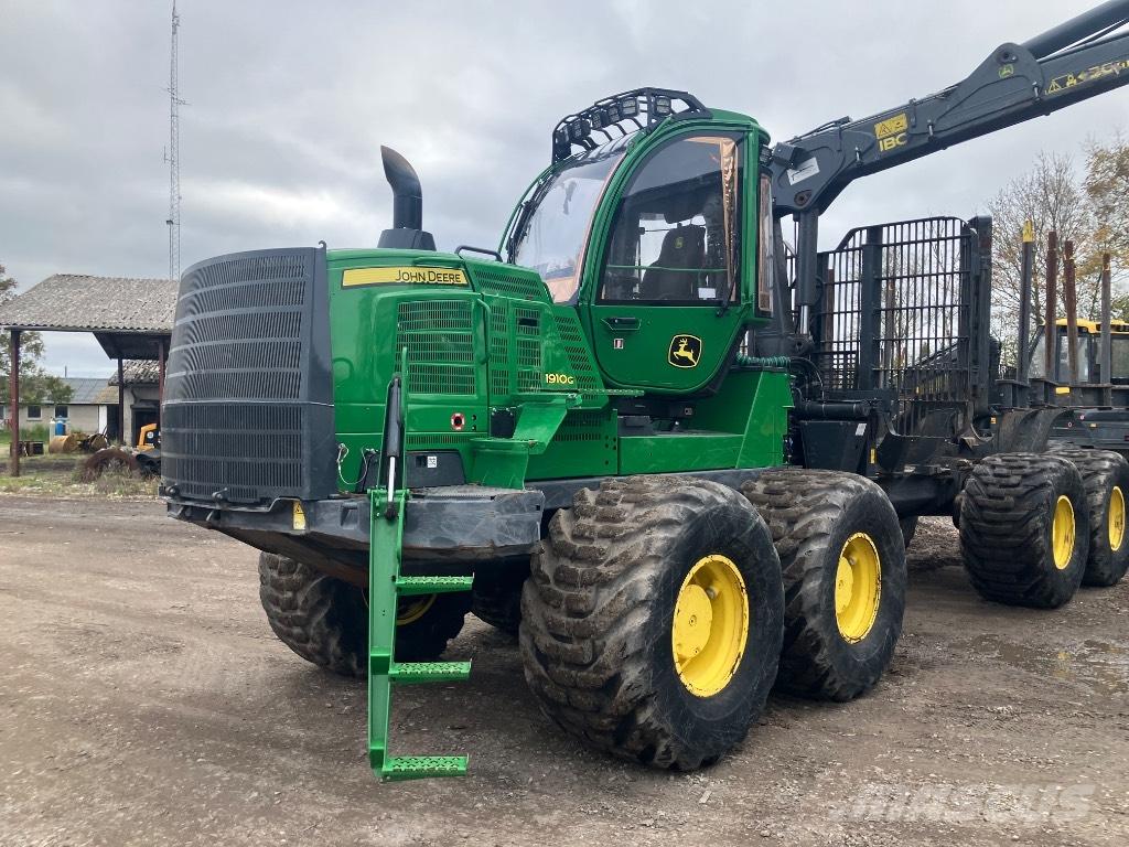 John Deere 1910G 集运机