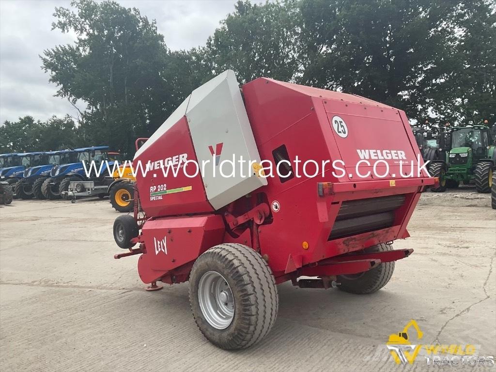 Lely WELGER RP202 圆捆打捆机