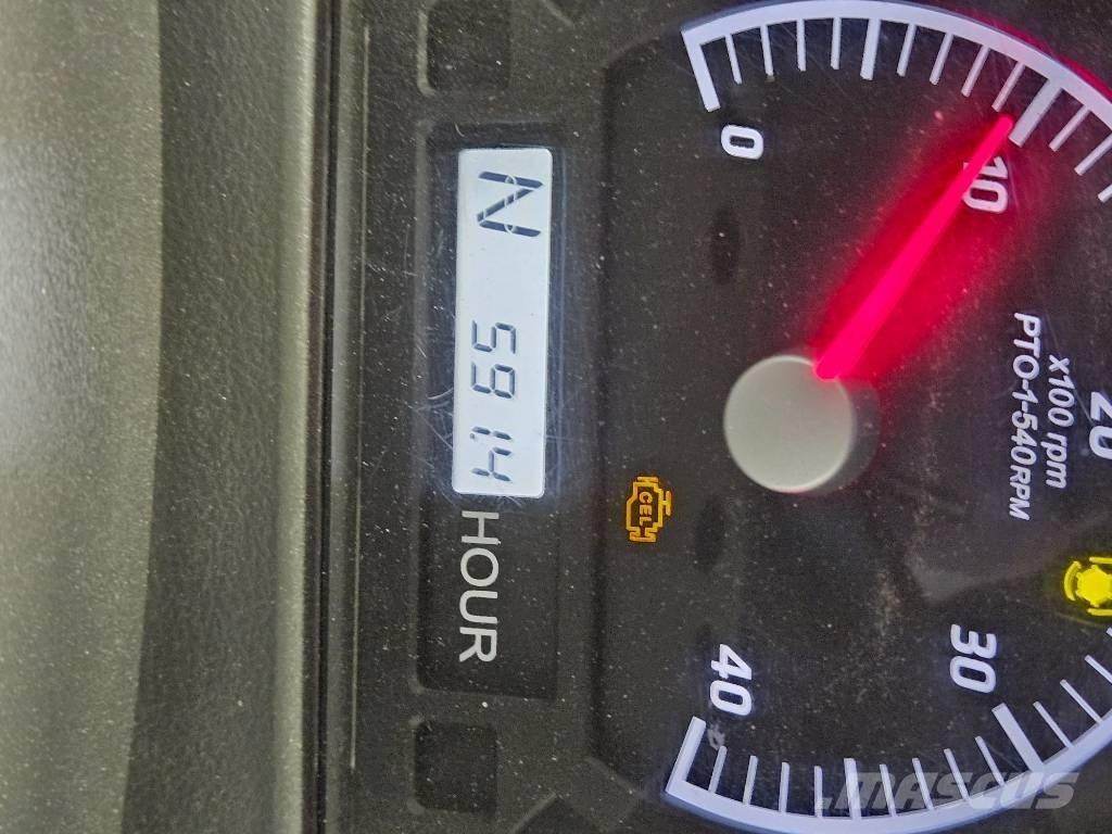 Kioti NX 5510 HST 小型拖拉机