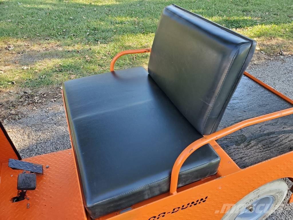 Taylor-Dunn SS536 搬运车