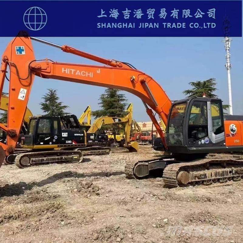 Hitachi ZX 250 履带挖掘机