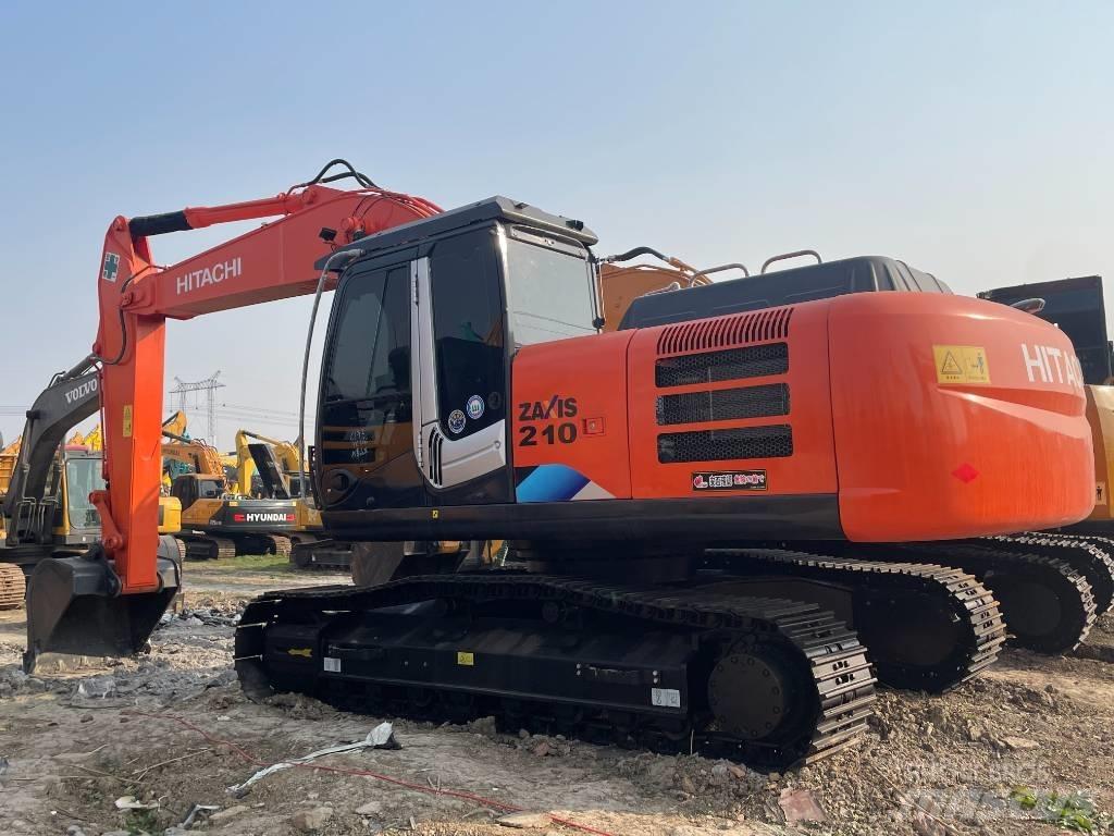 Hitachi ZX 210 履带挖掘机