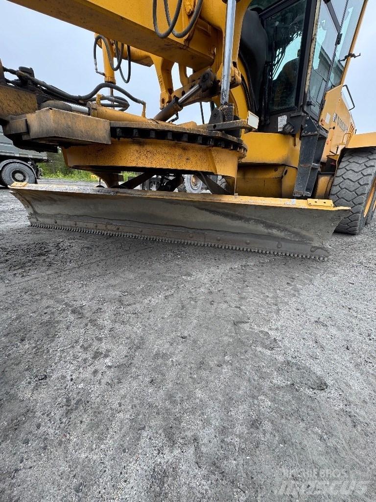 Volvo G 930 平地机/推土机