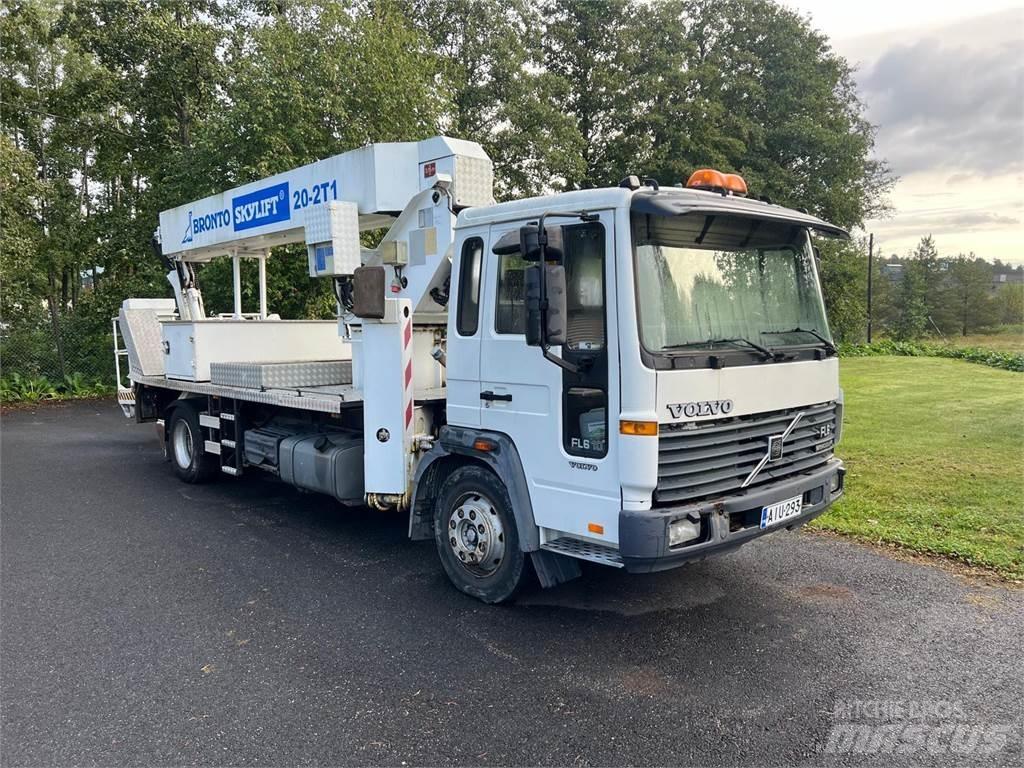 Volvo FL610 4X2 起重车