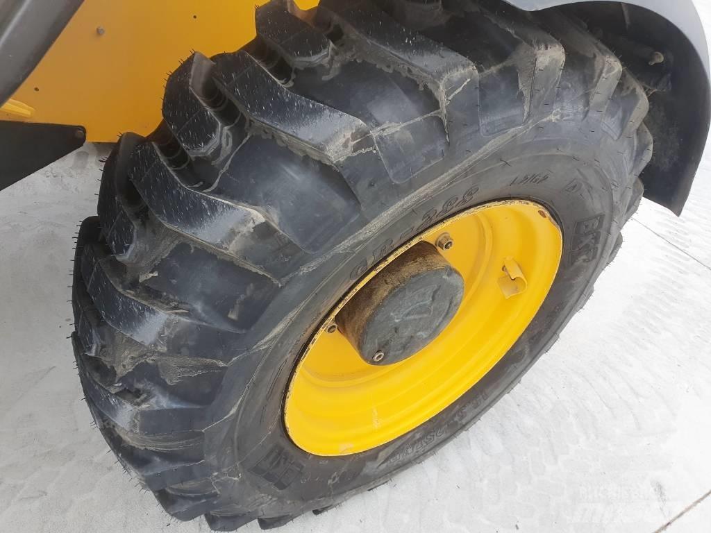 JCB 540-140     M329 伸缩轮式装载机
