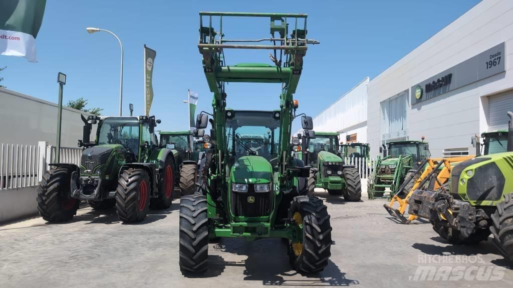 John Deere 5115R 拖拉机/农用车