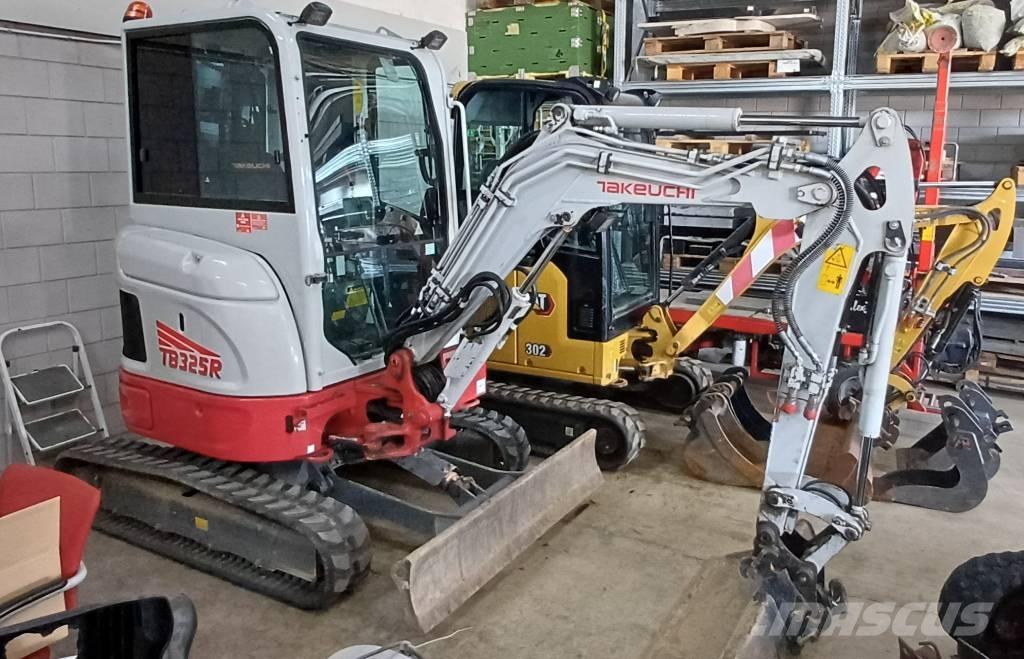Takeuchi TB 325 R 小型挖掘机