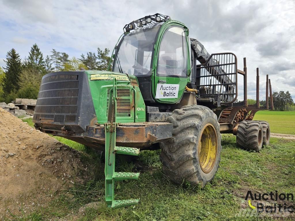 John Deere 1010 E 集运机