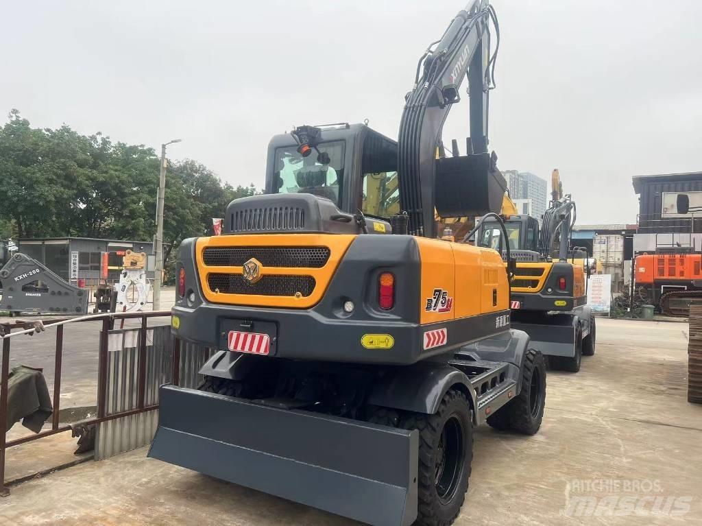 Xinyuan  B75G4 履带挖掘机