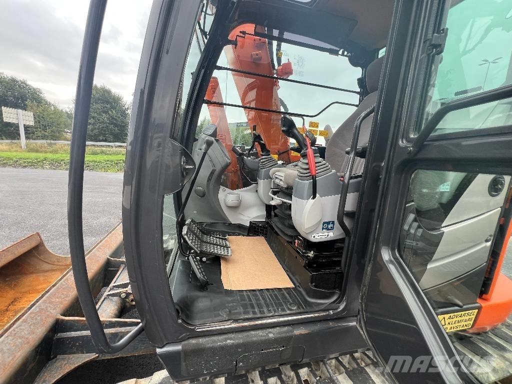 Hitachi ZX 85 US-6 中型挖掘机