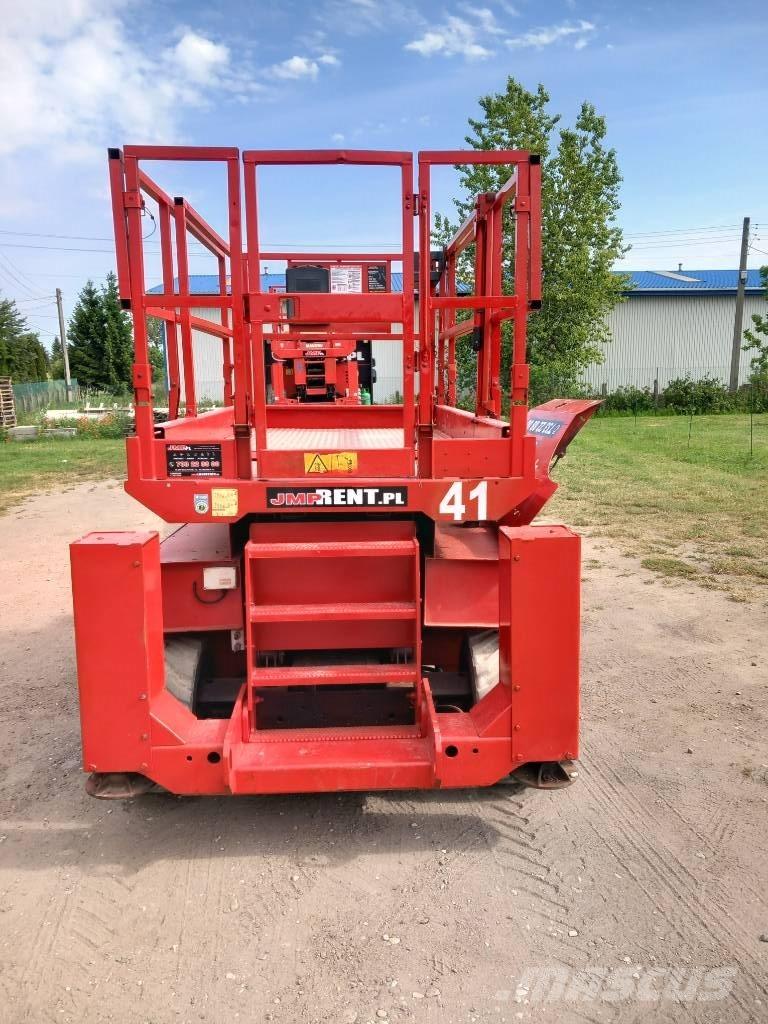 Manitou 120SC 剪叉式升降机