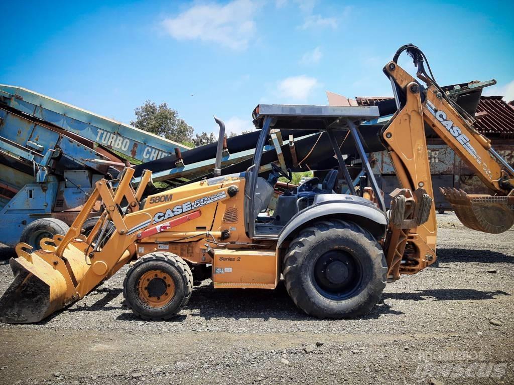CASE 580 M II 反铲装载机