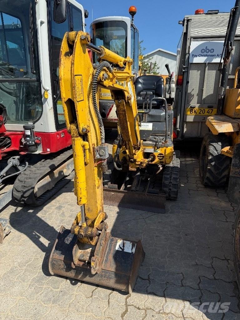 New Holland E 9 SR 小型挖掘机
