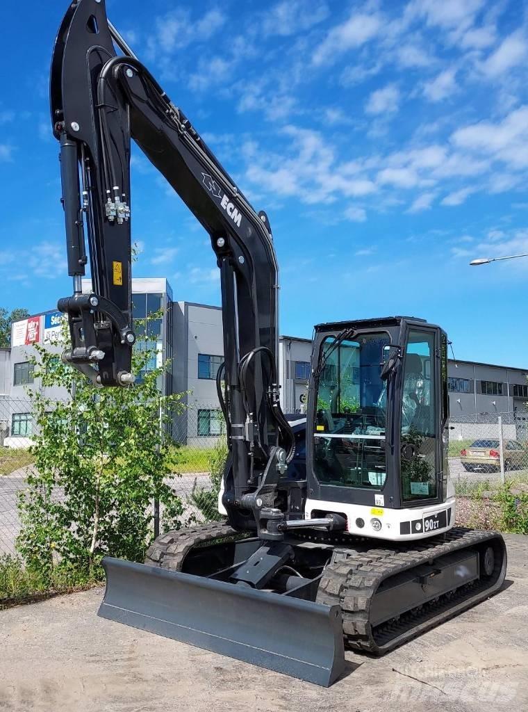 ECM 90ZT 中型挖掘机