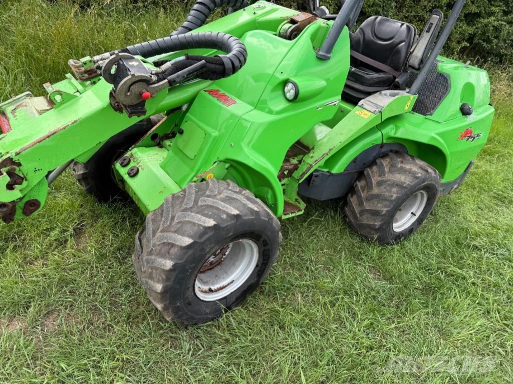 Avant 755 i 小型装载机