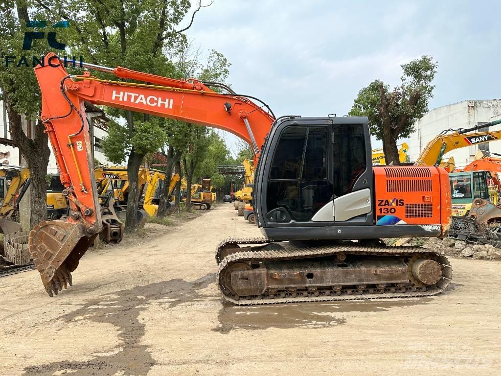Hitachi ZX 130 履带挖掘机