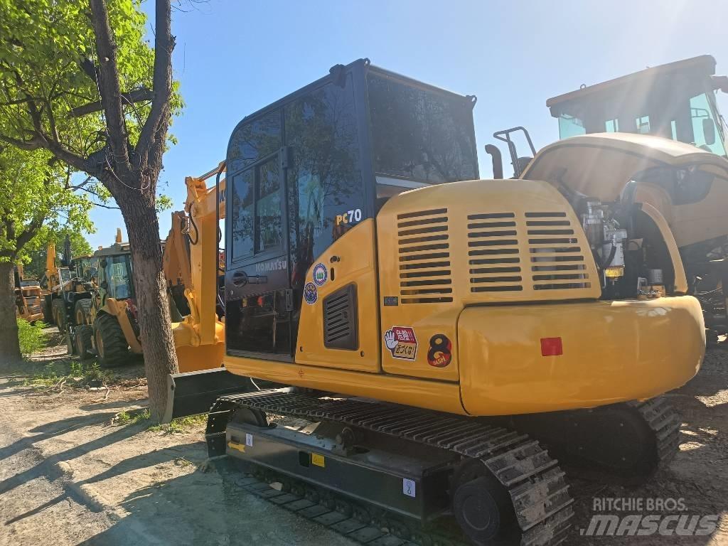 Komatsu PC 70 小型挖掘机