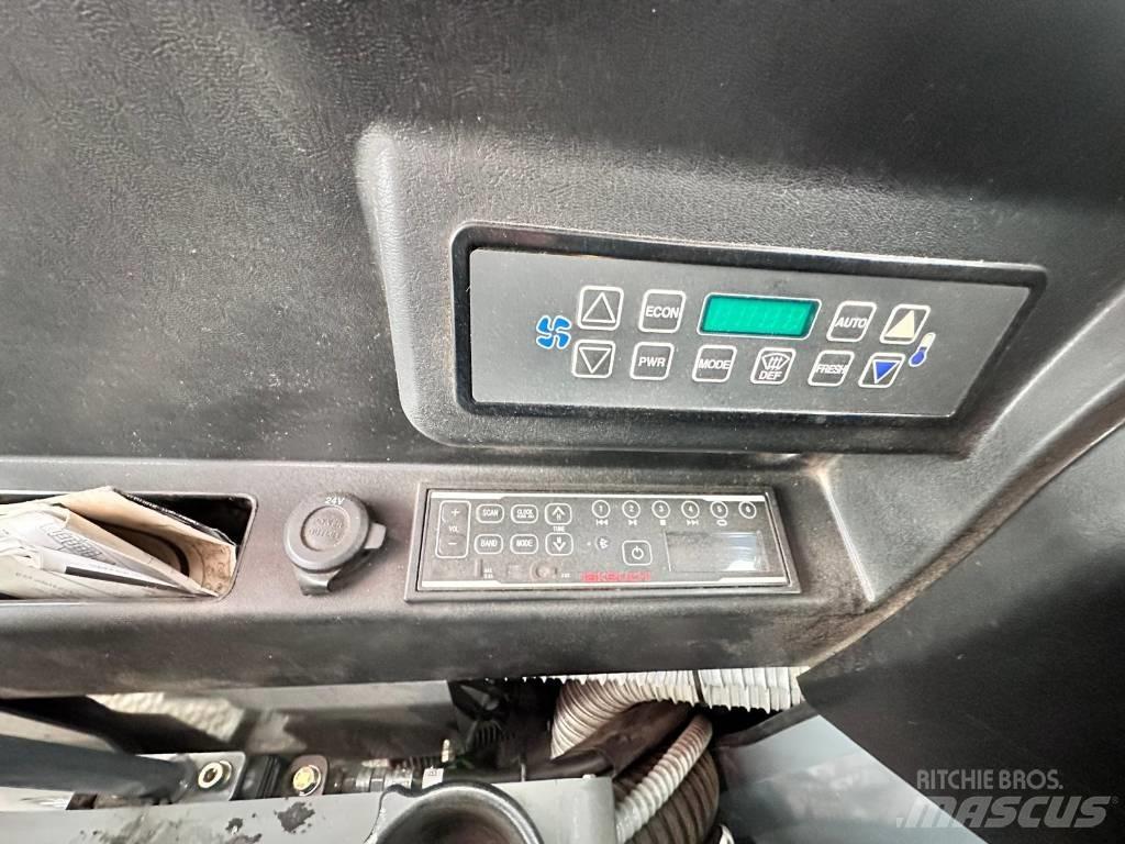 Takeuchi TB2150c 履带挖掘机