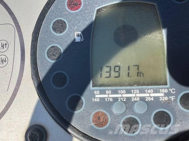 Bomag BW 100 AD-5 双轮压路机