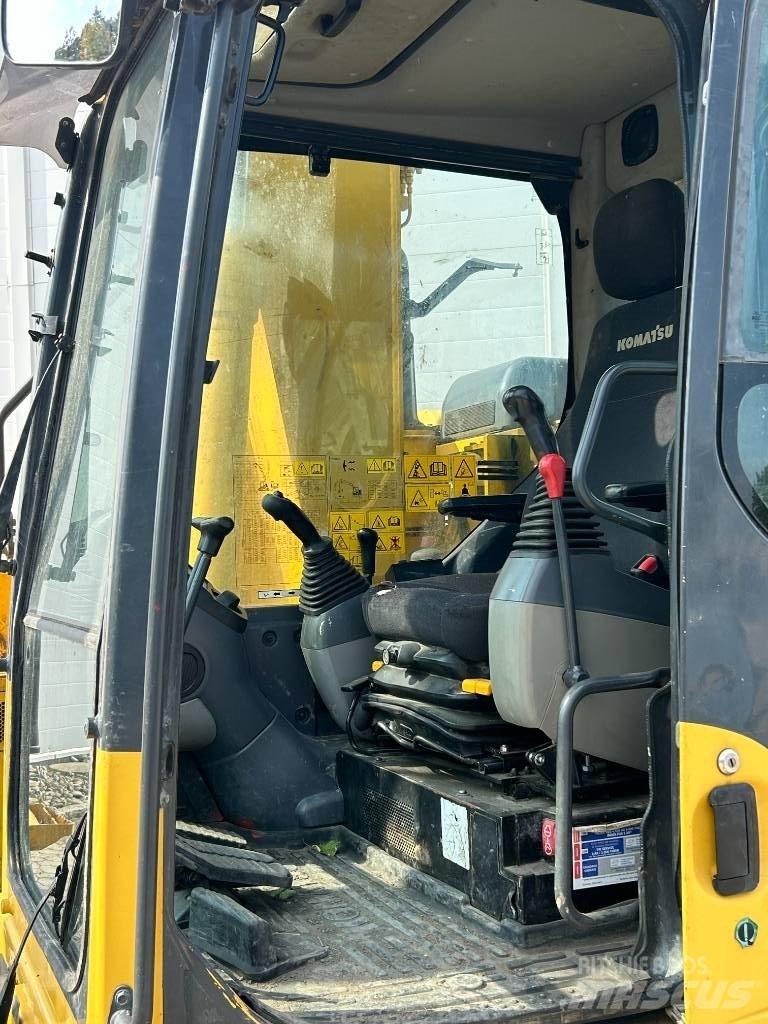 Komatsu PC 138-11 履带挖掘机